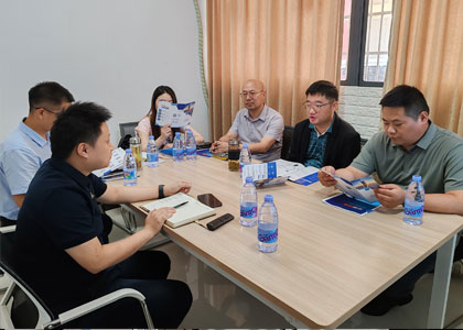 安慶市大數(shù)據(jù)產業(yè)協(xié)會來司走訪調研